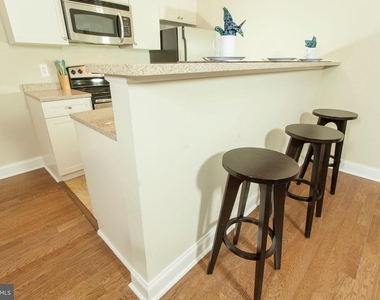 521 Saint Paul Street - Photo Thumbnail 20