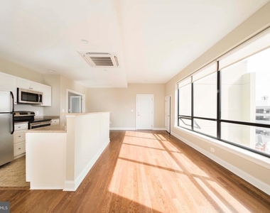 521 Saint Paul Street - Photo Thumbnail 31