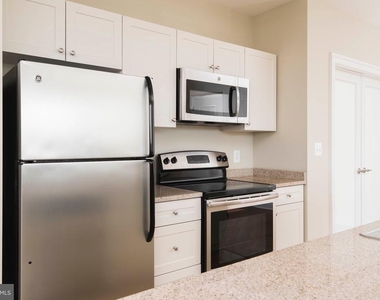 521 Saint Paul Street - Photo Thumbnail 40