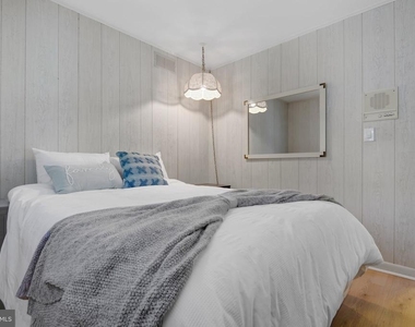 1323 Magnolia Avenue - Photo Thumbnail 19