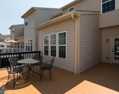947 Chase Walk - Photo Thumbnail 29