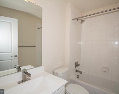 2912 Middleham Court - Photo Thumbnail 22