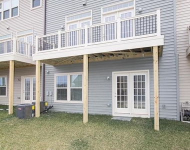 2912 Middleham Court - Photo Thumbnail 23