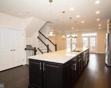 2912 Middleham Court - Photo Thumbnail 7