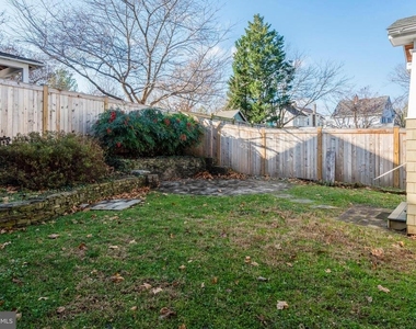 49 Amos Garrett Boulevard - Photo Thumbnail 6