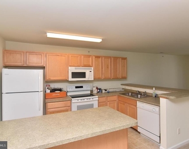 1306 Caitlins Way - Photo Thumbnail 5