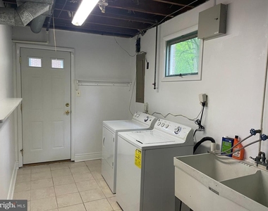 202 Alders Drive - Photo Thumbnail 10