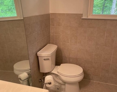 202 Alders Drive - Photo Thumbnail 16