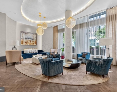 810 O Street Nw - Photo Thumbnail 3