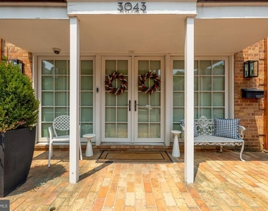 3043 West Lane Kys Nw - Photo Thumbnail 3