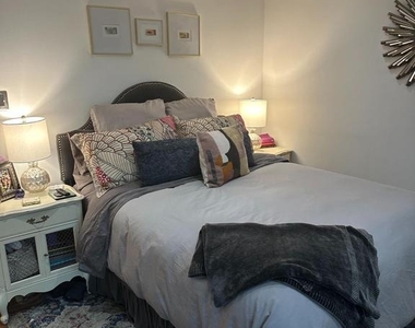 4605 Macarthur Boulevard Nw - Photo Thumbnail 9