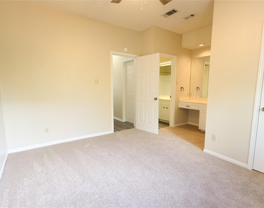3840 Far West Blvd - Photo Thumbnail 10