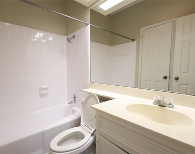 3840 Far West Blvd - Photo Thumbnail 12
