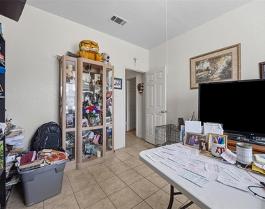 911 Crockett St - Photo Thumbnail 25