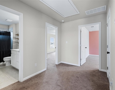 237 Driftwood Ln - Photo Thumbnail 14