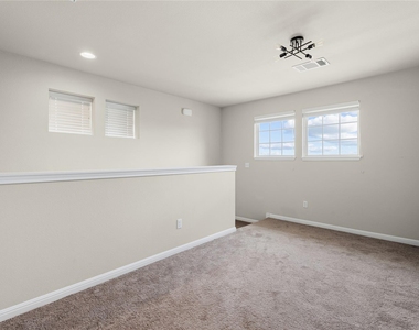 237 Driftwood Ln - Photo Thumbnail 13