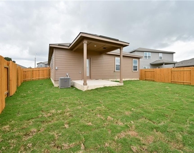 404 Freedom Park Ave - Photo Thumbnail 25