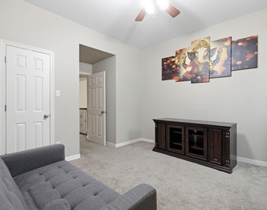 3552 Alexandrite Way - Photo Thumbnail 22