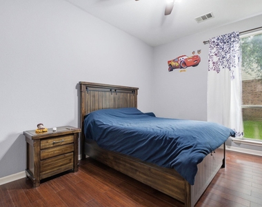 3552 Alexandrite Way - Photo Thumbnail 14