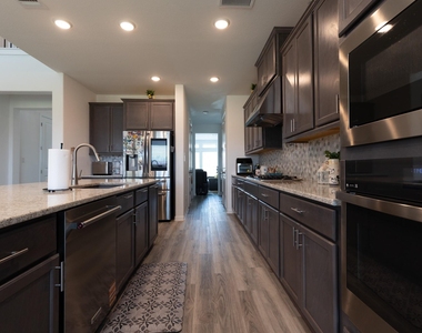 2332 Giona Pl - Photo Thumbnail 7