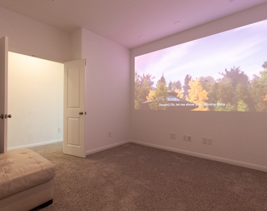 2332 Giona Pl - Photo Thumbnail 17