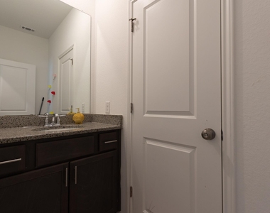 2332 Giona Pl - Photo Thumbnail 29