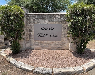 2400 Allred Dr - Photo Thumbnail 2
