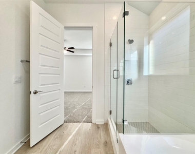 329 Tinto St - Photo Thumbnail 25
