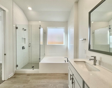 329 Tinto St - Photo Thumbnail 28