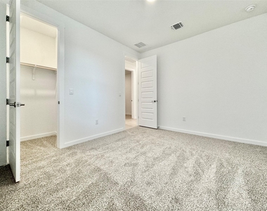 329 Tinto St - Photo Thumbnail 31