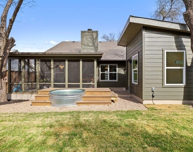 8202 Cache Dr - Photo Thumbnail 26