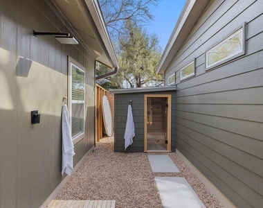 8202 Cache Dr - Photo Thumbnail 29