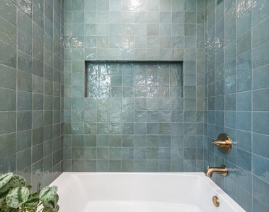 8202 Cache Dr - Photo Thumbnail 22