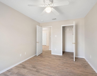 2214 Katy Ln - Photo Thumbnail 14