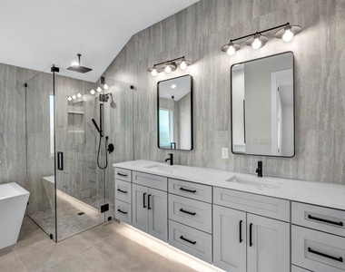 8209 Polar Dr - Photo Thumbnail 22
