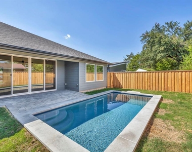 8209 Polar Dr - Photo Thumbnail 39