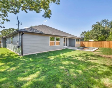 8209 Polar Dr - Photo Thumbnail 38