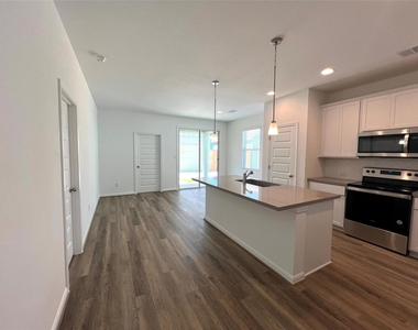 302 Elm Branch Trl - Photo Thumbnail 7