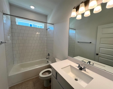 302 Elm Branch Trl - Photo Thumbnail 17