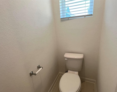 302 Elm Branch Trl - Photo Thumbnail 15