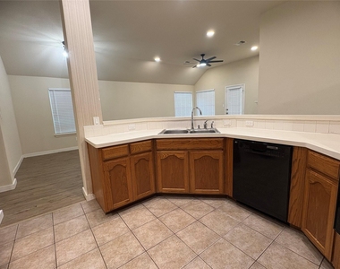 12905 Withers Way - Photo Thumbnail 3