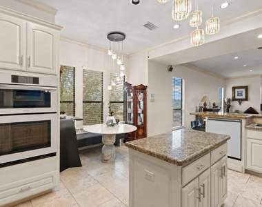 5138 Mansfield View Ct - Photo Thumbnail 7