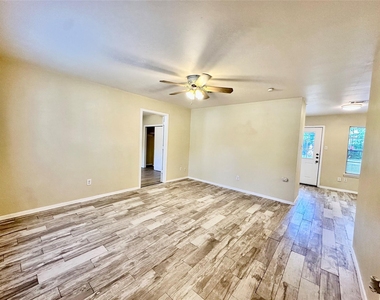 2231 Palmera Cv - Photo Thumbnail 3