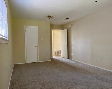 2231 Palmera Cv - Photo Thumbnail 8