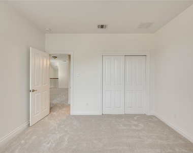 3007 Sea Jay Dr - Photo Thumbnail 19