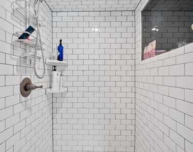 2609 Friar Tuck Ln - Photo Thumbnail 17