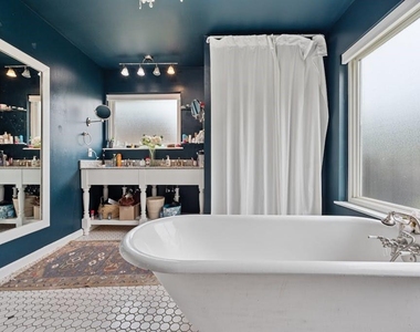 2609 Friar Tuck Ln - Photo Thumbnail 16