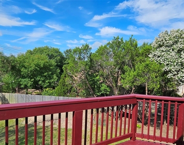11505 Emerald Falls Dr - Photo Thumbnail 15