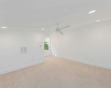 1114 Walton Ln - Photo Thumbnail 25