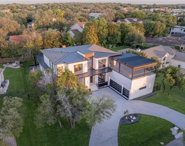 614 Robin Dale Dr - Photo Thumbnail 3